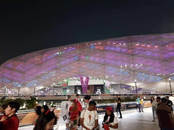2번째 월드컵 16강 성지이자 카타르 도하 근교 알 라얀에 위치한 '사막의 다이아몬드'라는 애칭의 에듀케이션 시티 스타디움 ⓒ이원무