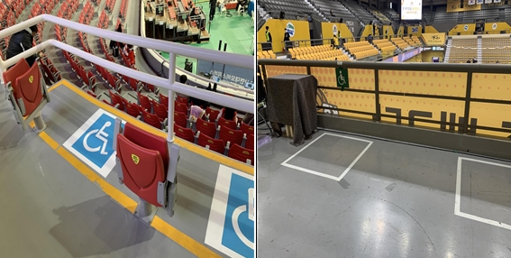 휠체어 관람석 동행인 좌석이 설치된 실내 스포츠체육관(사진 왼쪽)과 미설치된 실내 스포츠체육관. ©한국소비자원