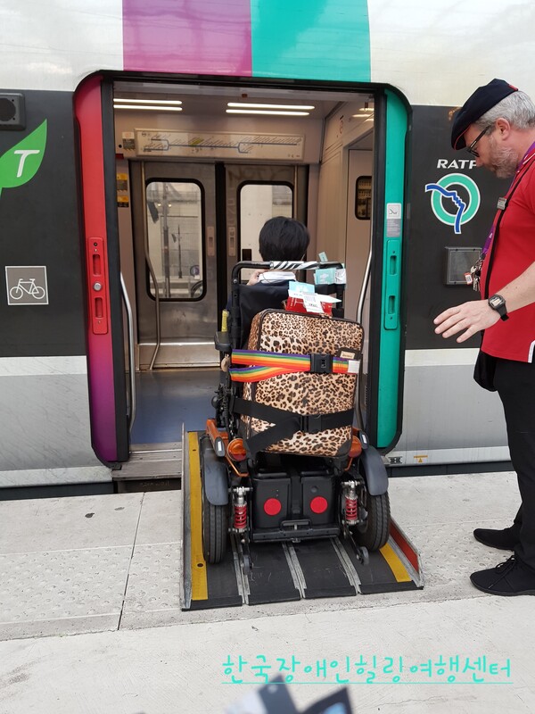 RER(Reseau Express Regional 탑승.&nbsp;©하석미