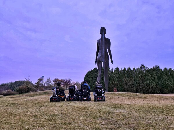 예술과 자연 속에 머무는 순간. ©하석미