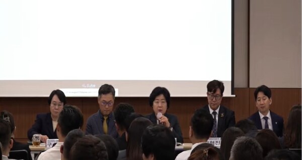 서울농아인협회는 5일 오후 2시 서울시립미술관에서 ‘AI 기술 접목을 통한 수어통역센터의 기능적 역할 변화 모색 토론회’를 개최했다. ⓒ서울농아인협회