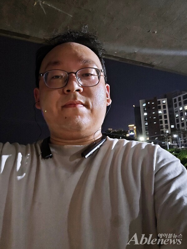 누군가의 도움을 받고 살아가도 괜찮다는 인식이 자립 포함, 발달장애인 1인 가구를 바라보는 시선에 반영되었으면 한다. ©조형준