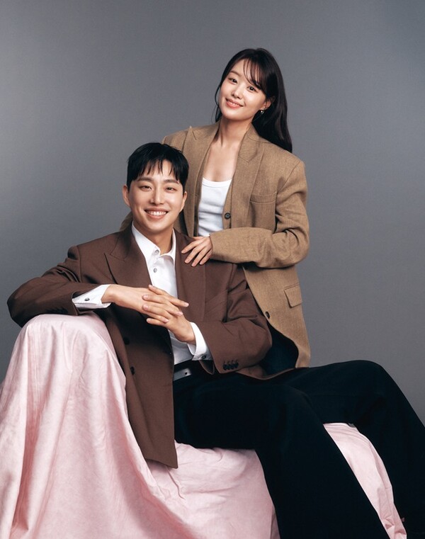 서울시 홍보대사로 위촉된 유튜버 박위·송지은 부부.ⓒ서울시