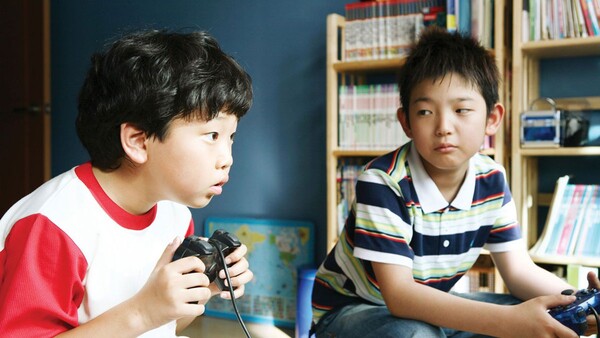   영화 "달려라 허동구"한 장면. ⓒ 왓챠피디아 