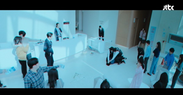 È£¼±º´¿ø¿¡¼ ³µ¿À» ºÎ¸° ¹Ú±â¹ü. ¨Ïjtbc