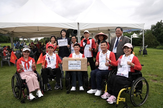 Ưüȸ 1 ũ忡 ֵ 2025 3ȸ ﱹûũȸ    Ʈ ܿ  ߴ. ©Ưüȸ