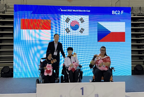 2025  庸ġš BC2  񿡼 ־ƿ  ݸ޴ ߴ.  û . ©κġƿ