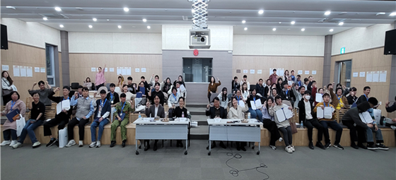 충청북도장애인종합복지관은 지난 29일 '2025년 충북발달장애인 자기주장대회'를 개최했다. ©충청북도장애인종합복지관