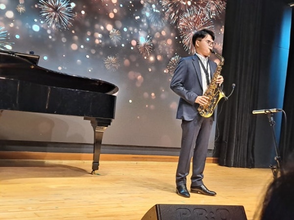 색소폰 고영광 씨. ⓒ이복남