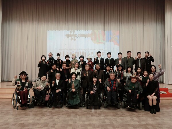 빛된소리글로벌예술협회가 지난 14일 서울 목동방송회관 회견장에서 Year End Concert (송년콘서트)를 개최했다.ⓒ빛된소리글로벌예술협회