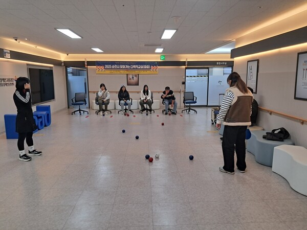 한국장애인고용공단 전남발달장애인훈련센터가 순천시 장애인체육회와 협력해 ‘찾아가는 다목적교실’ 프로그램을 운영했다.ⓒ한국장애인고용공단 전남지사