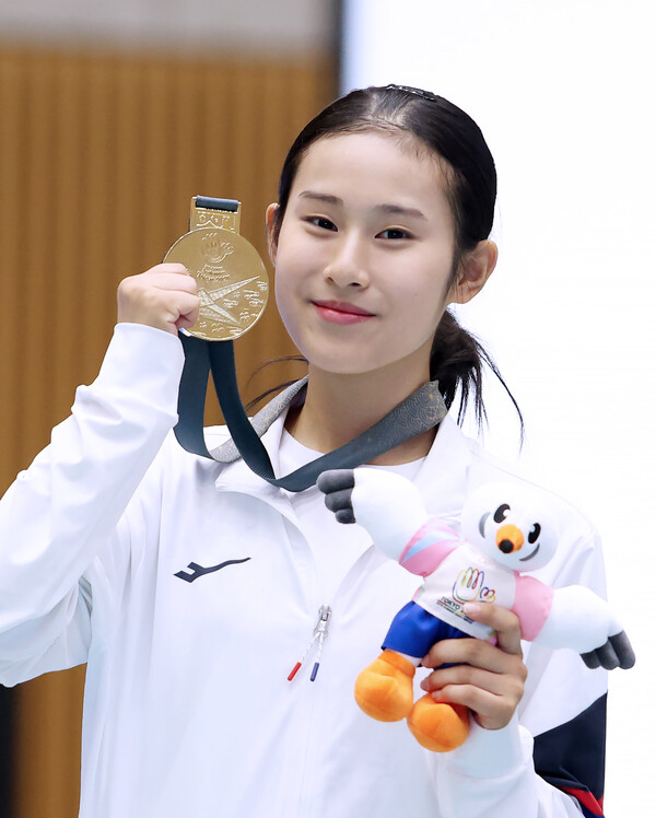 지난 22일 일본 도쿄 나카노 종합 체육관에서 열린 태권도 여자 품새에서 금메달을 획득한 정혜근 선수. ©대한장애인체육회