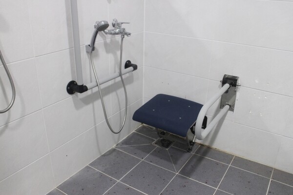 տ ε 1    Ⱑ ü ϴ  ϱ  ġ ġư, 鿡 Ű   ִ ڵ õƴ. ©