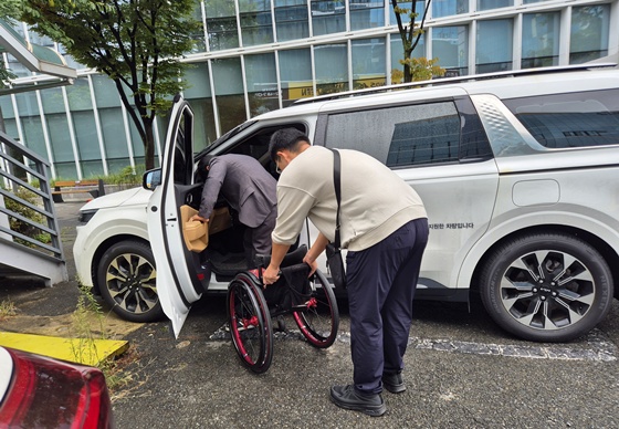 장애인활동지원사 모습.©에이블뉴스DB