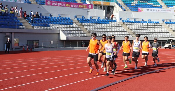 제44회 전국장애인체육대회 시각장애인 육상 경기 모습. ©대한장애인육상연맹