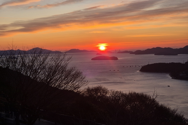 1일 오전 7시34분 붉은 말의 해 2026년 병오년(丙午年) 첫날 태양이 떠오르고 있다. ©박종태