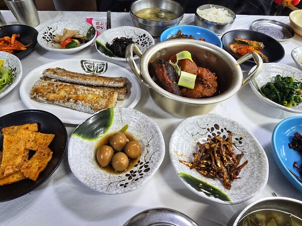 남도의 예술 '만찬'. ©하석미