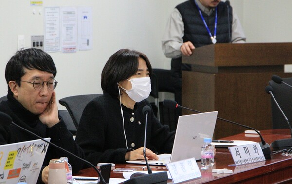 국회 보건복지위원회 서미화 의원은 지난 24일 오후 2시 국회의원회관 제3간담회의실에서 ‘장애인거주시설 색동원 성폭력 사건 관련 긴급 장애계 좌담회'를 개최했다. ©서미화 의원실