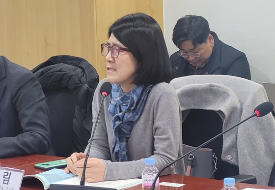 25ÀÏ ±¹È¸ÀÇ¿øÈ¸°ü¿¡¼ °³ÃÖµÈ ¡®¸¸¼ºÀåºÎÀü Àå¾ÖÀÎÁ¤ Ã˱¸ TPN ÀÌ¿ë ȯ¿ì¡¤°¡Á· Áõ¾ð´ëȸ¡¯¿¡¼ ¹ß¾ðÇÏ´Â º¸°Çº¹ÁöºÎ Àå¾ÖÀÎÁ¤Ã¥°ú µÎÀ¯¸² »ç¹«°ü. ©¿¡ÀÌºí´º½º