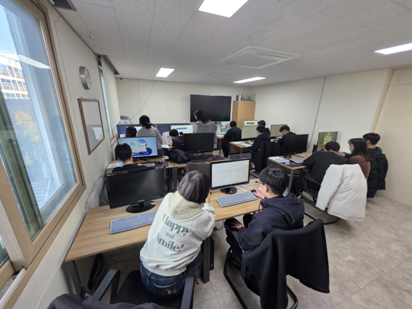 장애인 정보화 교육 모습.ⓒ서울시