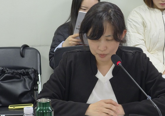 9�� ���� 2�� ���� ���ǵ� ��ȸ�ǿ�ȸ������ ���ֵ� ������� �ǰ���å ���� ������ ����ȸ : ����� ��������, ��� �ؾ��ϳ�?������ ��ǥ�ϴ� �ѱ�����κ����Ƿ�����ȸ ����� �̻�. ©���̺�����