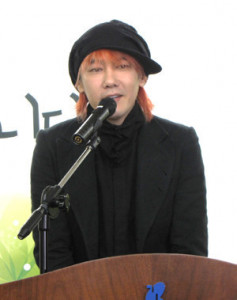 장애인 - ‘기부천사’ <b>김장훈</b>, 강남구에 1억원 쾌척