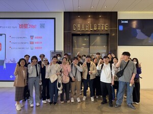 장애인공단 서울동부지사·롯데컬처웍스, 문화체험 사회공헌 활동 성료 - 뉴스 썸네일 이미지